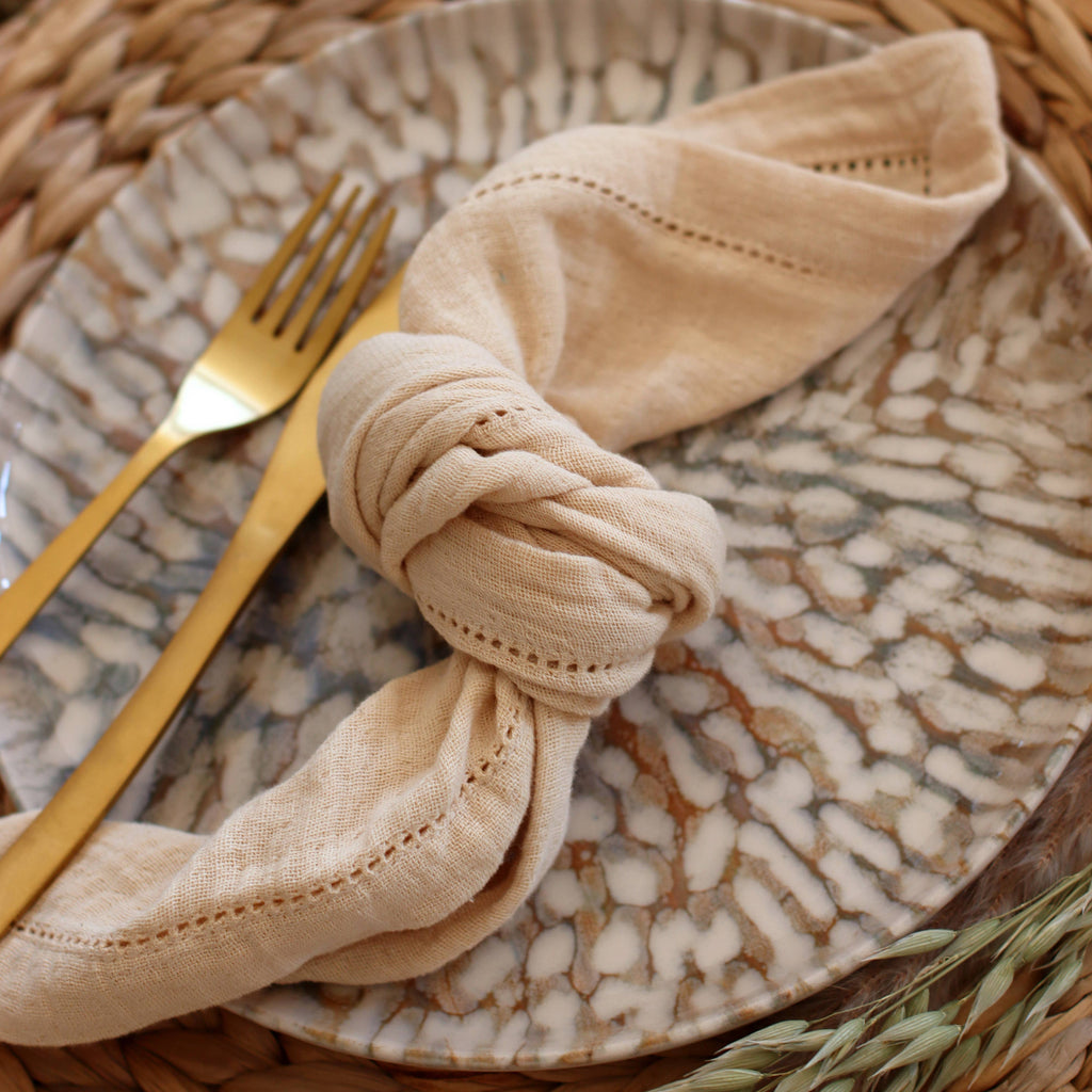 Assiette dessert ambre 20cm en grès marron et beige